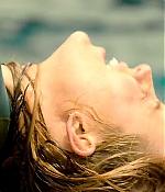 theshallows-blakelively-01455.jpg