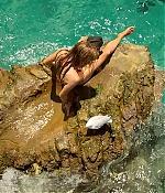 theshallows-blakelively-01964.jpg
