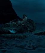 theshallows-blakelively-02050.jpg