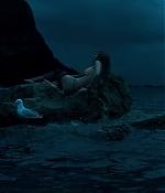 theshallows-blakelively-02052.jpg