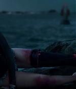 theshallows-blakelively-02346.jpg