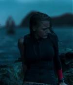 theshallows-blakelively-02482.jpg