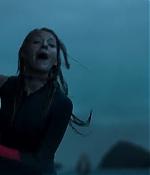 theshallows-blakelively-02556.jpg