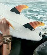 theshallows-blakelively-03078.jpg