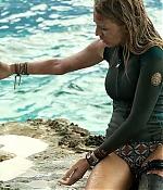 theshallows-blakelively-03125.jpg