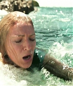 theshallows-blakelively-03249.jpg