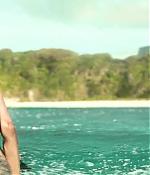 theshallows-blakelively-03252.jpg
