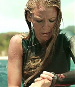theshallows-blakelively-03316.jpg