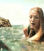 theshallows-blakelively-03338.jpg