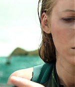 theshallows-blakelively-03422.jpg