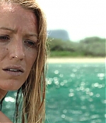 theshallows-blakelively-03452.jpg