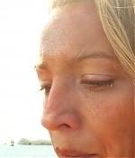 theshallows-blakelively-03579.jpg