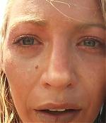 theshallows-blakelively-03691.jpg