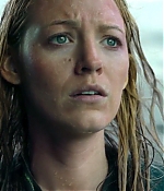 theshallows-blakelively-03734.jpg