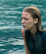 theshallows-blakelively-03800.jpg