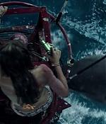 theshallows-blakelively-04390.jpg