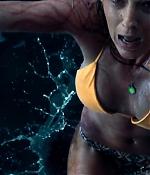 theshallows-blakelively-04403.jpg