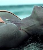 theshallows-blakelively-04713.jpg