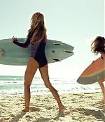 theshallows-blakelively-04831.jpg