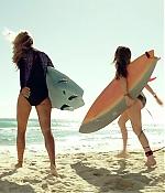 theshallows-blakelively-04832.jpg