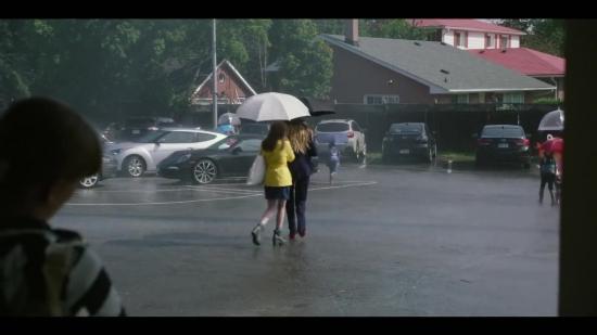A_Simple_Favor_Trailer_058.jpg