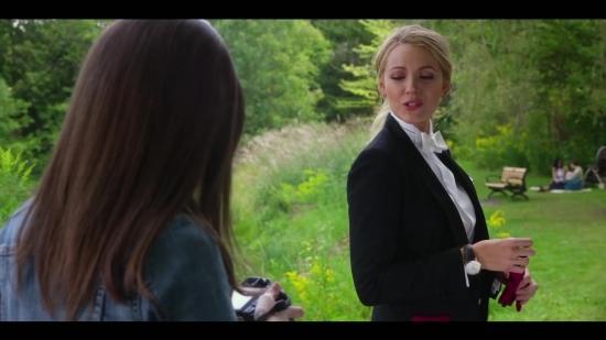 Click to view full size image
==============
A_Simple_Favor_Trailer_101.jpg A_Simple_Favor_Trailer_101.jpg