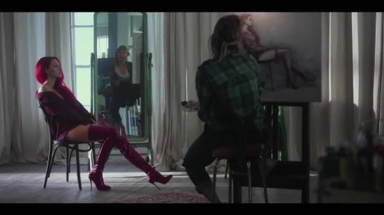 A_Simple_Favor_Trailer_190.jpg