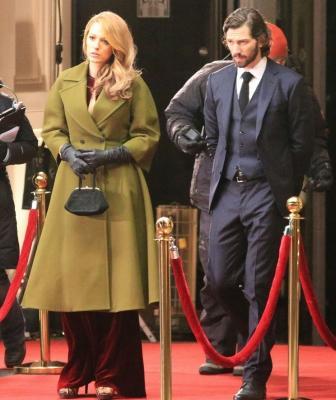 blake-lively-joins-michiel-huisman-on-set-for-age-of-adaline-05.jpg