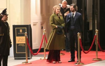 Click to view full size image
==============
blake-lively-joins-michiel-huisman-on-set-for-age-of-adaline-07.jpg blake-lively-joins-michiel-huisman-on-set-for-age-of-adaline-07.jpg