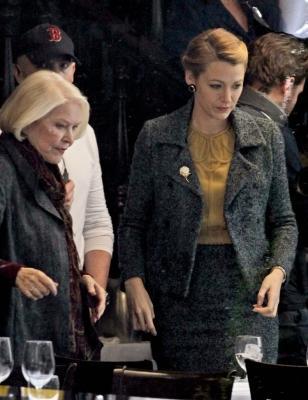 Click to view full size image
==============
blake-lively-on-screen-mom-ellen-burstyn-lunch-in-character-02.jpg blake-lively-on-screen-mom-ellen-burstyn-lunch-in-character-02.jpg