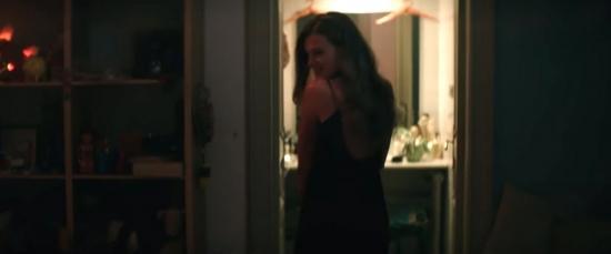 Click to view full size image
==============
blakelively-alliseeisyou0136.jpg blakelively-alliseeisyou0136.jpg