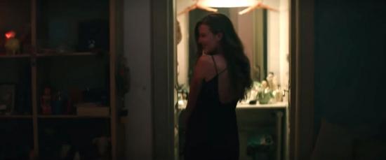 Click to view full size image
==============
blakelively-alliseeisyou0137.jpg blakelively-alliseeisyou0137.jpg