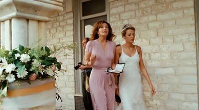 Click to view full size image
==============
blakelively-elvisannabelle-01672.jpg blakelively-elvisannabelle-01672.jpg