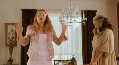 blakelively-elvisannabelle-01924.jpg