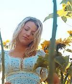 blakelively-elvisannabelle-05967.jpg