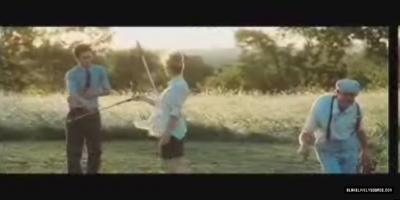 ElvisAndAnnabelle-Trailer-049.jpg