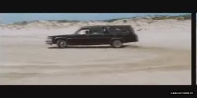 ElvisAndAnnabelle-Trailer-071.jpg