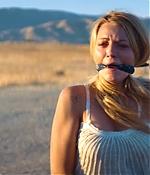 savages_blakelively_06207.jpg