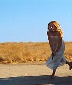 savages_blakelively_06366.jpg