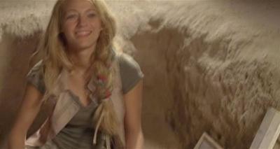 Click to view full size image
==============
traveling_pants2_blakelively_7320.jpg traveling_pants2_blakelively_7320.jpg