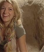 traveling_pants2_blakelively_7310.jpg