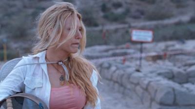 traveling_pants2_blakelively_3211.jpg