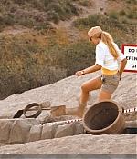traveling_pants2_blakelively_2000.jpg
