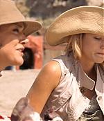 traveling_pants2_blakelively_2806.jpg