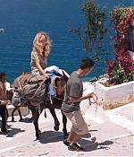 traveling_pants2_blakelively_5830.jpg