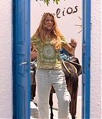 traveling_pants2_blakelively_5836.jpg