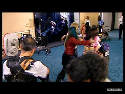 Click to view full size image
==============
TSOTP-Extras-FOS-117.jpg TSOTP-Extras-FOS-117.jpg