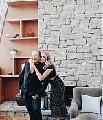 Blake-Lively-Michael-Kors_28129.png