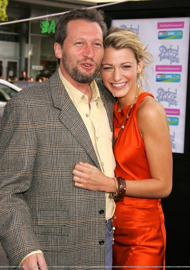 Click to view full size image
==============
TSOTPPrem-Arrivals-027.jpg TSOTPPrem-Arrivals-027.jpg
