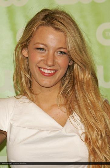 Click to view full size image
==============
CWUpfront-Arrivals-005.jpg CWUpfront-Arrivals-005.jpg